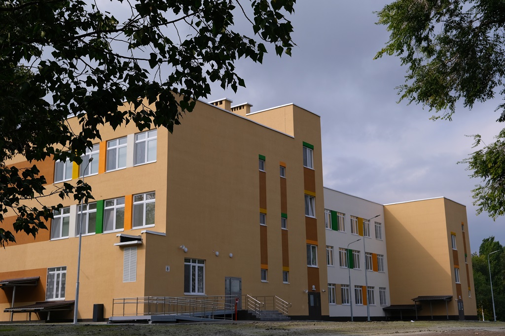 Пристройка к школе 100 в г. Саратове 1949 2026.JPG