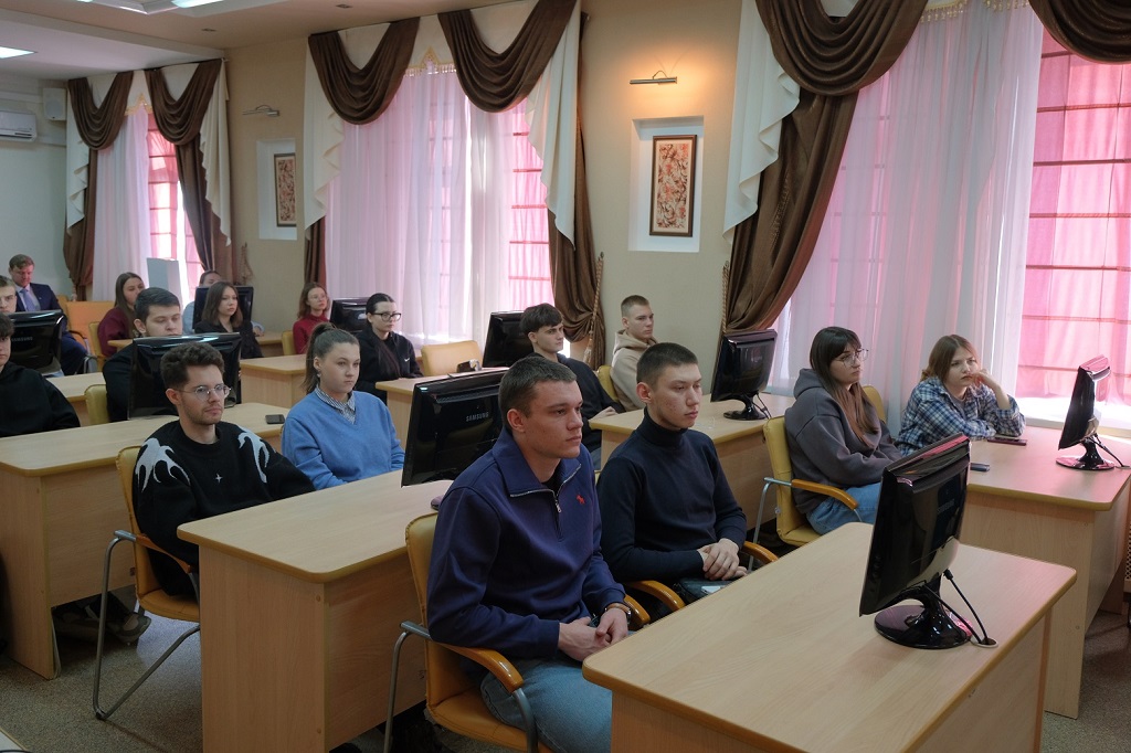 Встреча со студентами 2 2026.jpg Встреча со студентами 2 2026.jpg